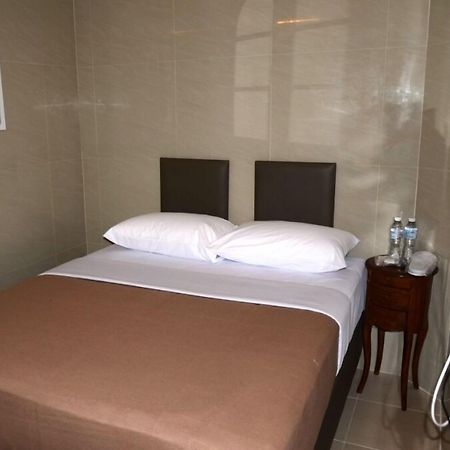 Aura Hotel Куала Лумпур Екстериор снимка