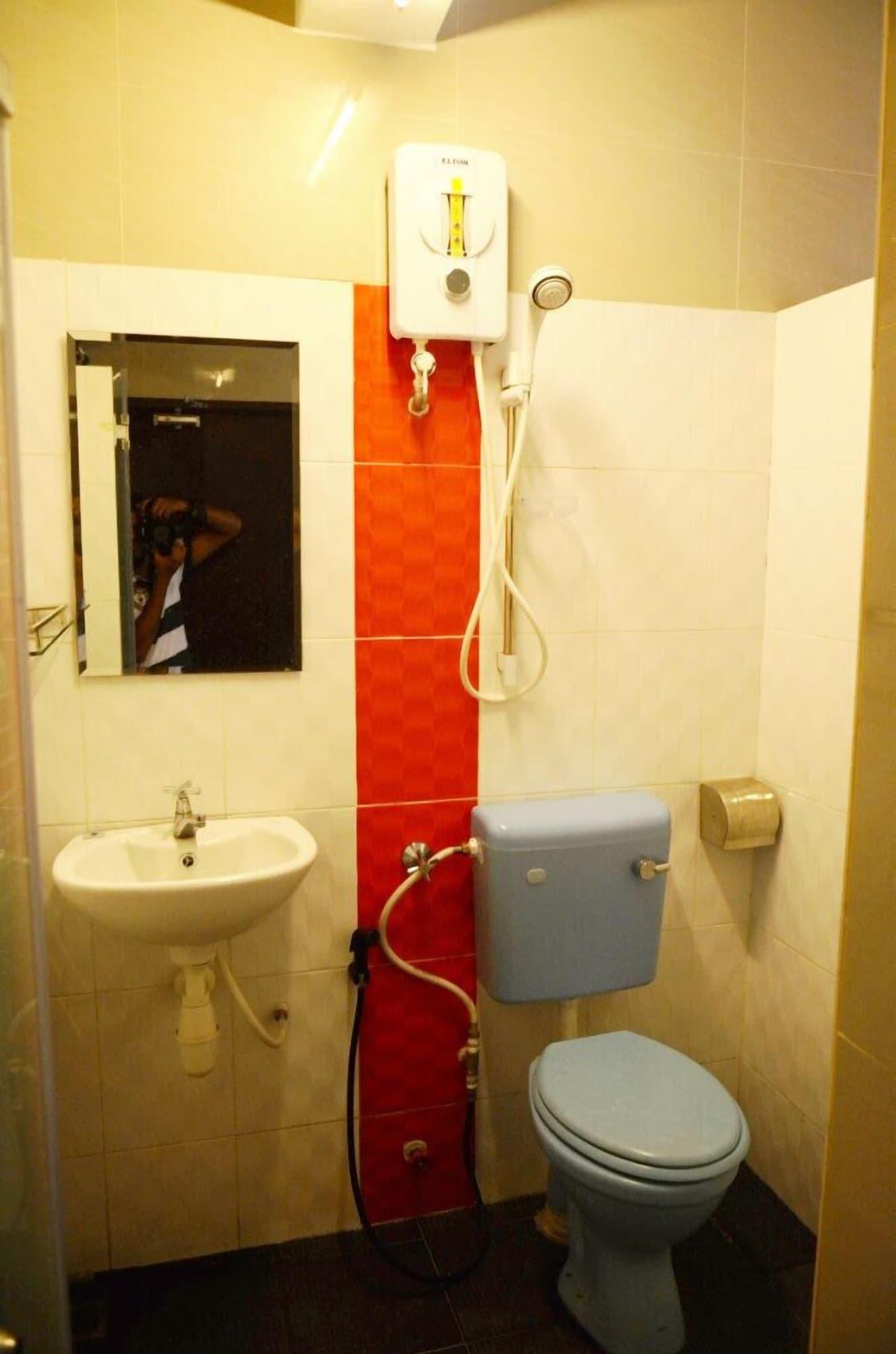 Aura Hotel Куала Лумпур Екстериор снимка